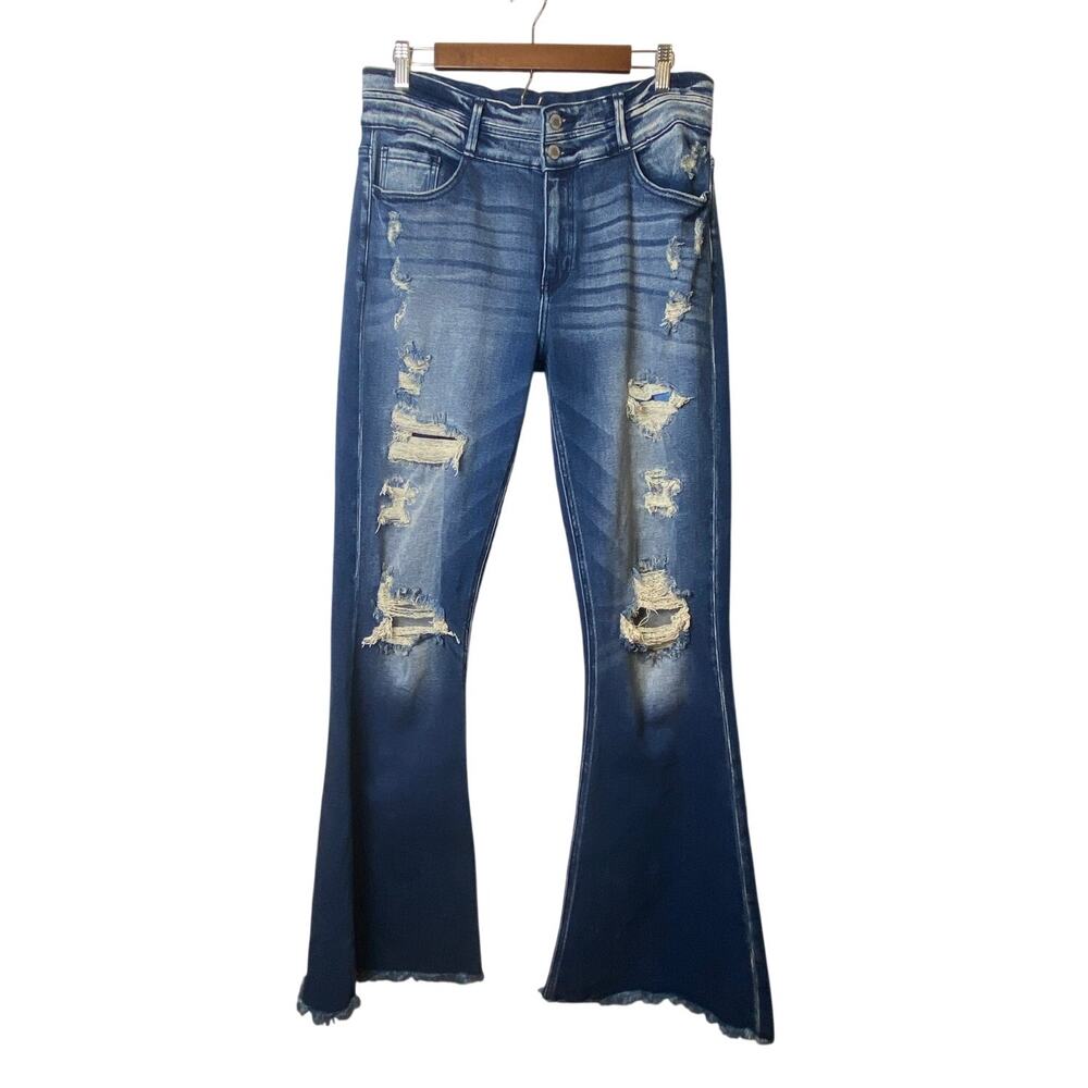 KanCan Signature Women’s High Rise Super Flare Jeans Distressed Size 31
